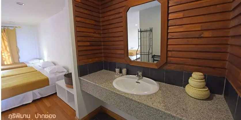 Four-Bedrooms Apartment