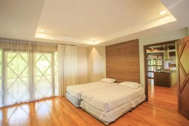 Three-Bedrooms Apartment (A)