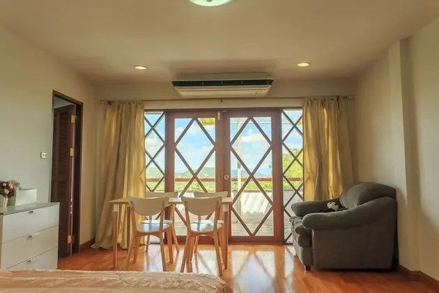 Three-Bedrooms Apartment (B)