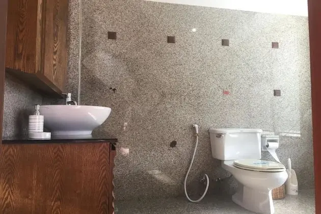 Three-Bedrooms Apartment (B)