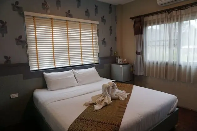 7-Bedroom House