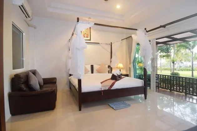 Villa one bedroom garden view