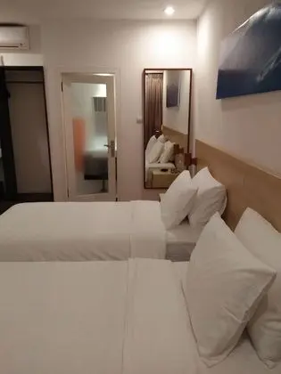 İki Ayrı Yataklı Oda, Havuz Manzaralı, Havuz Kenarı