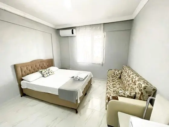 Studio, Manzarasız