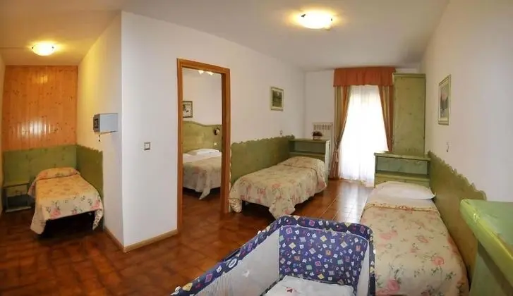 Dört Kişilik Oda