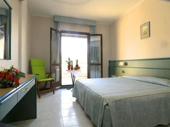 Tek Büyük Yataklı Oda, Teras