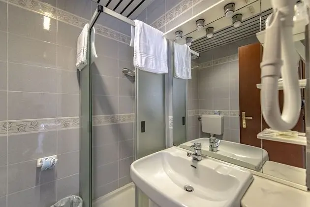 Standard Tek Büyük veya İki Ayrı Yataklı Oda, Sigara İçilmez, Balkon