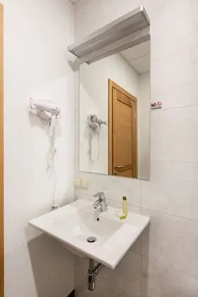 Deluxe Tek Büyük Yataklı Oda, 1 Büyük (Queen) Boy Yatak, Avlu Manzaralı