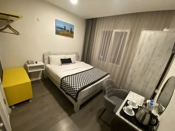 Primary image