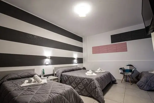 Deluxe Dört Kişilik Oda, Bahçe Manzaralı