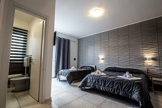 Deluxe Dört Kişilik Oda, Bahçe Manzaralı