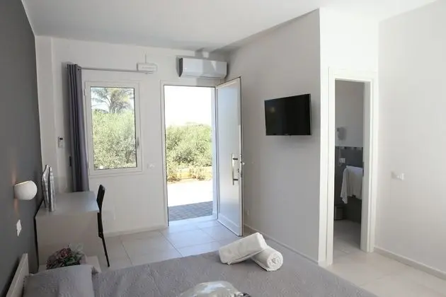 Deluxe Tek Büyük Yataklı Oda, Bahçe Manzaralı