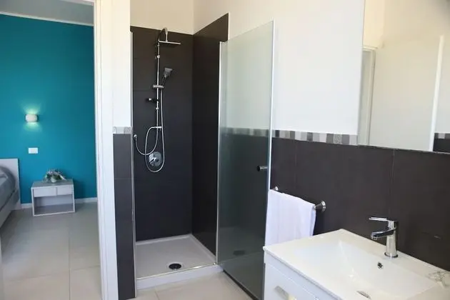 Deluxe Tek Büyük Yataklı Oda, Bahçe Manzaralı