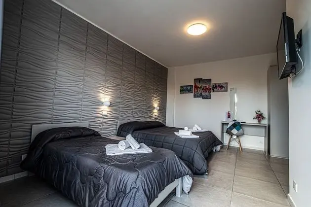 Deluxe Üç Kişilik Oda, Bahçe Manzaralı