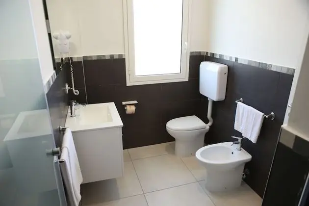 Deluxe Üç Kişilik Oda, Bahçe Manzaralı