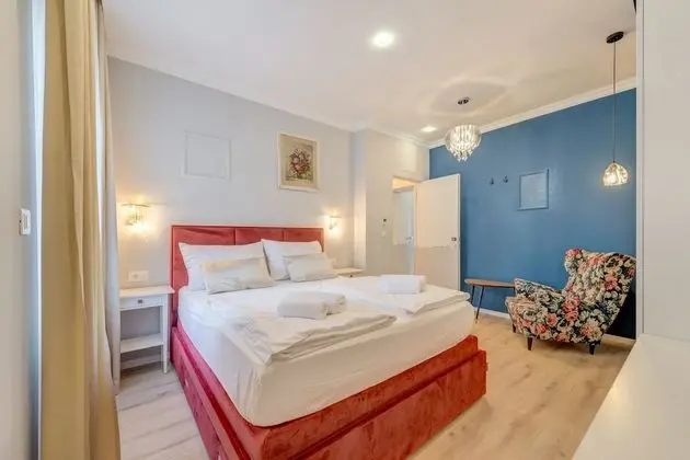 Deluxe Tek Büyük Yataklı Oda