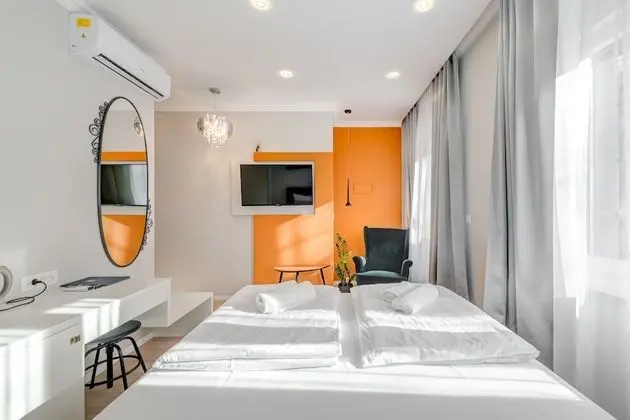 Deluxe Tek Büyük Yataklı Oda