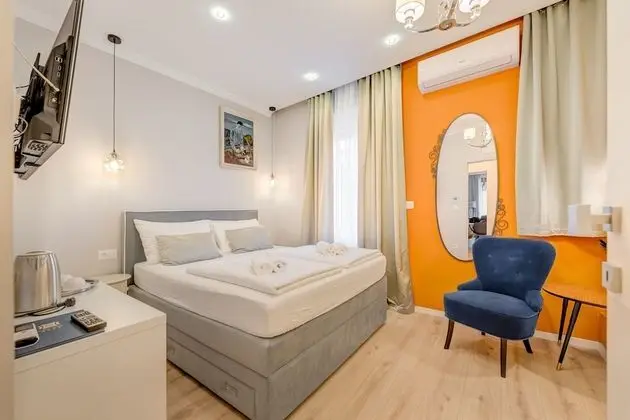 Deluxe Tek Büyük Yataklı Oda