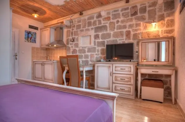 Stüdyo, Deniz Manzaralı