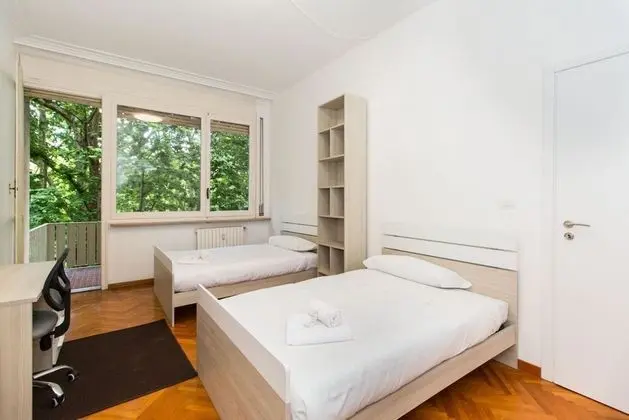 Apart Daire, 5 Yatak Odası