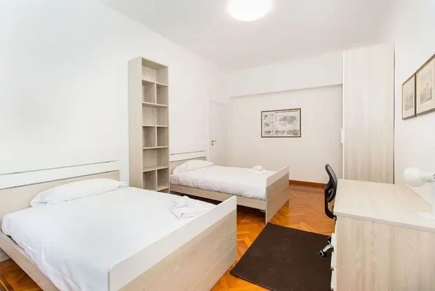 Apart Daire, 5 Yatak Odası