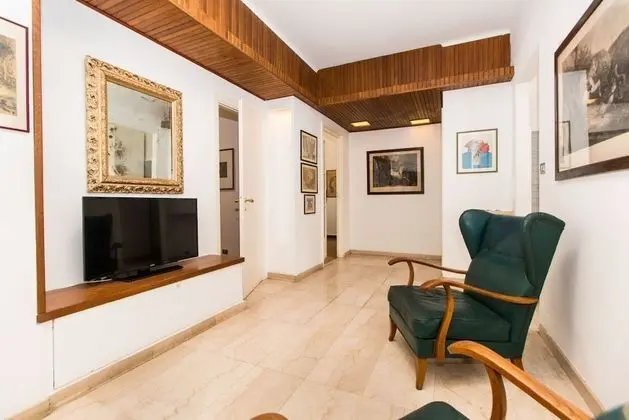 Apart Daire, 5 Yatak Odası