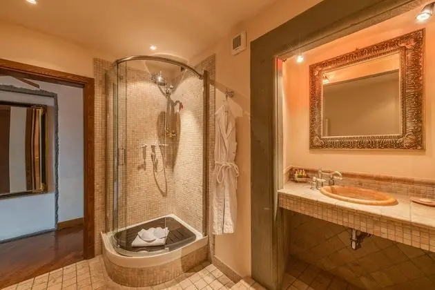 Deluxe Tek Büyük Yataklı Oda, Manzaralı