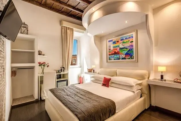 Deluxe Tek Büyük Yataklı Oda