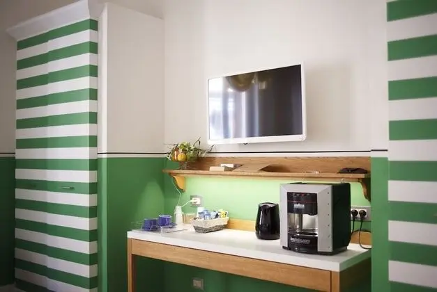 Tek Büyük Yataklı Oda (Suite Ara Pacis Via Bocca di Leone 3)