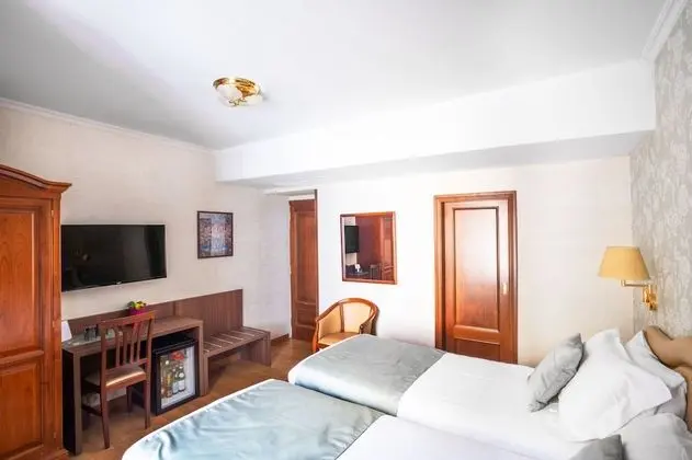 Standard Tek Büyük Yataklı Oda