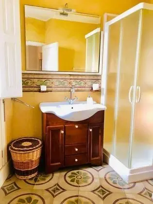 Tek Büyük Yataklı Oda, Özel Banyo (external - Green)