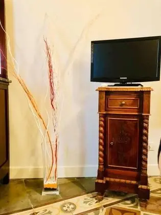 Tek Büyük Yataklı Oda, Özel Banyo (Orange)