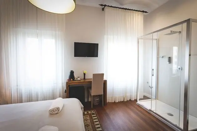 Deluxe Tek Büyük veya İki Ayrı Yataklı Oda