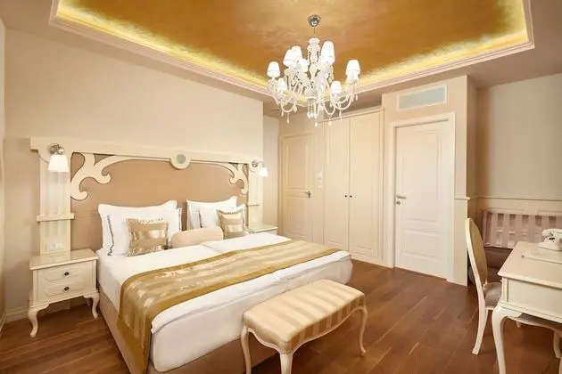 Deluxe Tek Büyük veya İki Ayrı Yataklı Oda