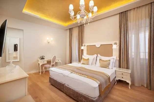 Deluxe Tek Büyük veya İki Ayrı Yataklı Oda