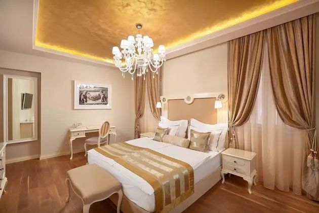 Deluxe Tek Büyük veya İki Ayrı Yataklı Oda