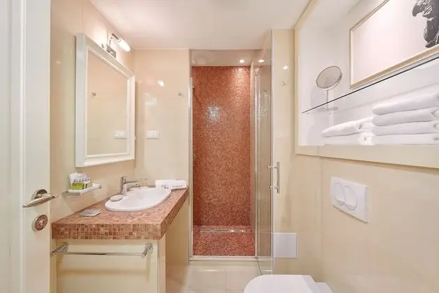 Deluxe Tek Büyük veya İki Ayrı Yataklı Oda, Şehir Manzaralı