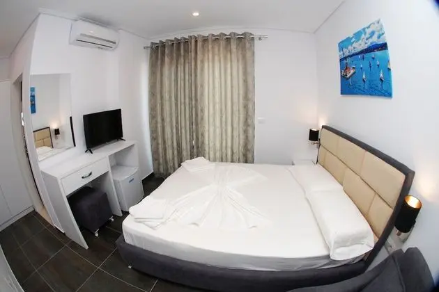 Tek Büyük Yataklı Oda, Balkon