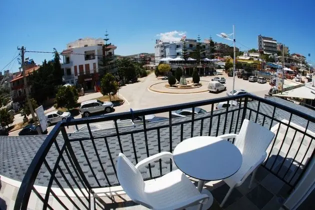 Tek Büyük Yataklı Oda, Balkon