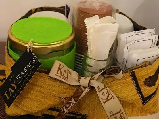 Comfort Oda, 1 Büyük (Queen) Boy Yatak ve Çekyat, Özel Banyo