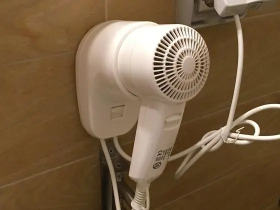 Comfort Oda, 1 Büyük (Queen) Boy Yatak ve Çekyat, Özel Banyo