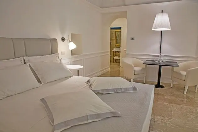 Luxury Tek Büyük Yataklı Oda