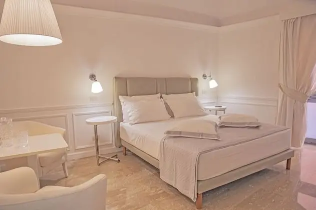 Luxury Tek Büyük Yataklı Oda