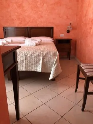 Traditional Tek Büyük Yataklı Oda