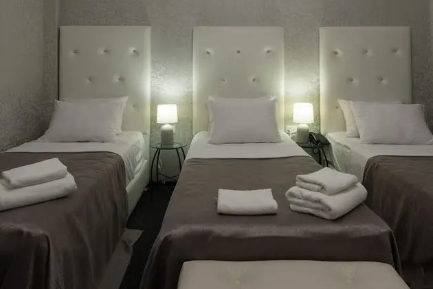 Standard Üç Kişilik Oda, 3 Tek Kişilik Yatak