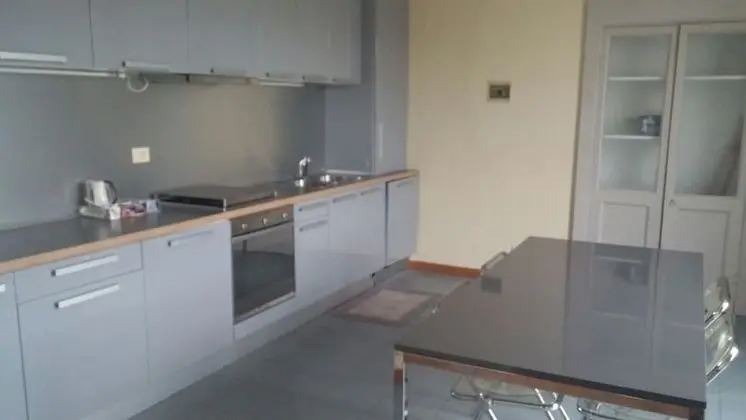 Süit, Balkon