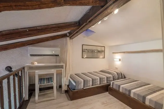 Family Apart Daire, Birden Çok Yatak, 2 Banyolu, Denize Bakan (Piazzetta Casa Dora 200 Mt From The)