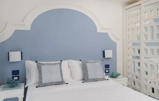 Classic Tek Büyük Yataklı Oda