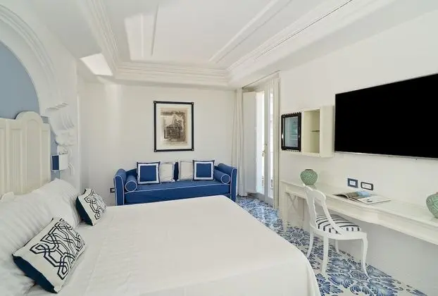 Deluxe Tek Büyük Yataklı Oda