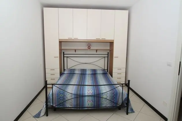 Apart Daire, 3 Yatak Odası (70/B)